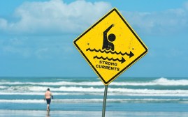 strong current sign.jpg